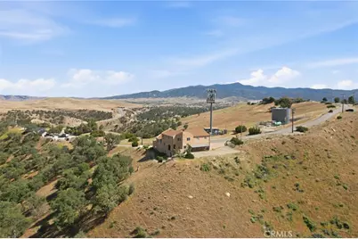 19701 Dovetail, Tehachapi, CA 93561 - Photo 3