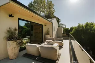 11937 Addison St, Valley Village, CA 91607 - Photo 25