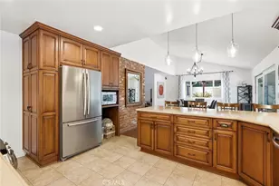 23313 Cohasset St, West Hills, CA 91304 - Photo 13