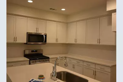 122 Red Brick, Simi Valley, CA 93065 - Photo 3