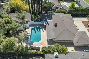 4540 Del Moreno Dr, Woodland Hills, CA 91364 - Photo 31