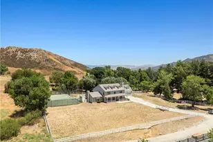 25707 Pacy St, Newhall, CA 91321 - Photo 5