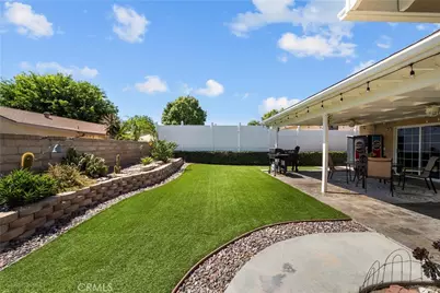 25074 Kerry Robin, Newhall, CA 91321 - Photo 39