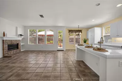 28454 Cascade, Castaic, CA 91384 - Photo 9