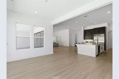 30018 N Avenida Sierra Madre, Valencia, CA 91354 - Photo 9