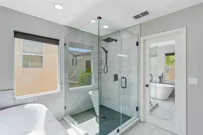 23822 Via Campana, Valencia, CA 91354 - Photo 41