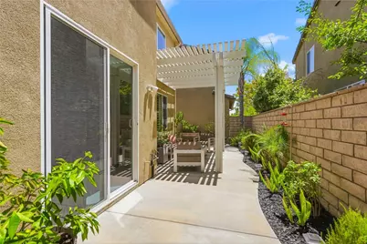 23822 Via Campana, Valencia, CA 91354 - Photo 47