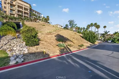 22343 San Joaquin Drive, Canyon Lake, CA 92587 - Photo 3