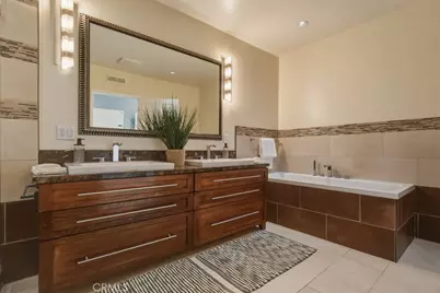 15059 Rayneta Drive, Sherman Oaks, CA 91403 - Photo 39