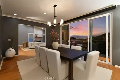 15059 Rayneta Drive, Sherman Oaks, CA 91403 - Photo 19
