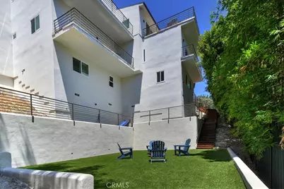 15059 Rayneta Drive, Sherman Oaks, CA 91403 - Photo 59
