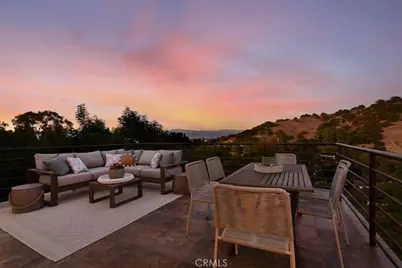 15059 Rayneta Drive, Sherman Oaks, CA 91403 - Photo 1