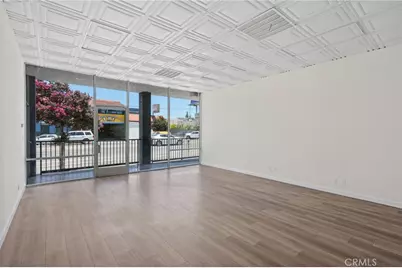 5557 Reseda Boulevard, Tarzana, CA 91356 - Photo 3