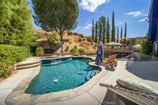 22237 Birmingham Pl, Saugus, CA 91350 - Photo 41