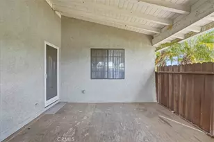20431 Payeras St, Chatsworth, CA 91311 - Photo 15
