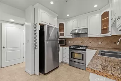 4732 Radford Avenue #8, Valley Village, CA 91607 - Photo 3