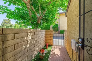 1543 W Ave L, Lancaster, CA 93534 - Photo 3