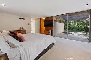 5000 Queen Victoria Rd, Woodland Hills, CA 91364 - Photo 33
