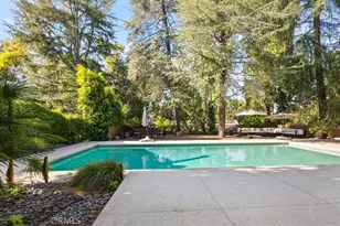 5000 Queen Victoria Rd, Woodland Hills, CA 91364 - Photo 49