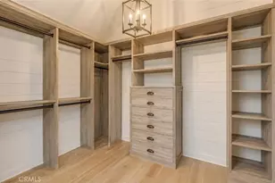 23134 Collins St, Woodland Hills, CA 91367 - Photo 21