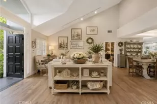 23134 Collins St, Woodland Hills, CA 91367 - Photo 11