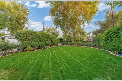 23134 Collins Street, Woodland Hills, CA 91367 - Photo 7