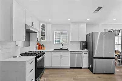 13832 Filmore Street, Pacoima, CA 91331 - Photo 7