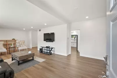19723 Romar Street, Chatsworth, CA 91311 - Photo 3
