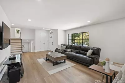 19723 Romar Street, Chatsworth, CA 91311 - Photo 9