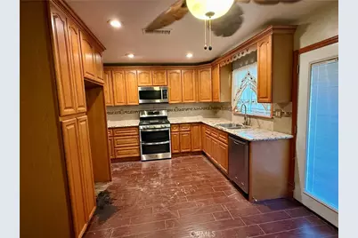 1719 Hitchcock, Palmdale, CA 93550 - Photo 7