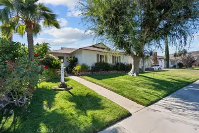 2641 N Buena Vista Street, Burbank, CA 91504 - Photo 1