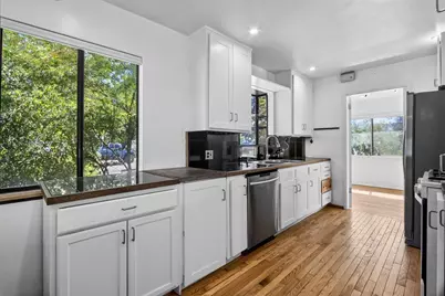 326 Olive, Bakersfield, CA 93304 - Photo 9