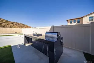 29566 Camino Azar, Valencia, CA 91354 - Photo 49