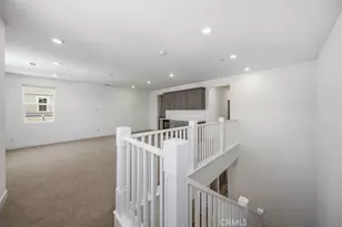 29566 Camino Azar, Valencia, CA 91354 - Photo 37