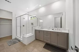 29566 Camino Azar, Valencia, CA 91354 - Photo 31