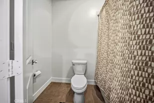29566 Camino Azar, Valencia, CA 91354 - Photo 35