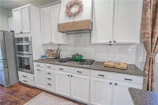 28235 Springvale Ln, Castaic, CA 91384 - Photo 11