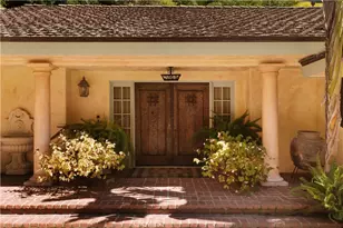 1138 Coldwater Canyon Dr, Beverly Hills, CA 90210 - Photo 3