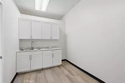 2140 E Palmdale Boulevard #L, Palmdale, CA 93550 - Photo 15
