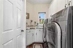 26801 Van Gogh Ln, Valencia, CA 91355 - Photo 27