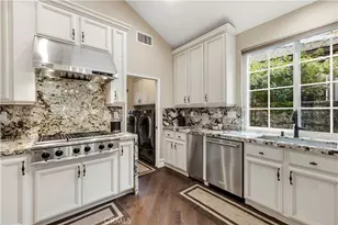 26801 Van Gogh Ln, Valencia, CA 91355 - Photo 9