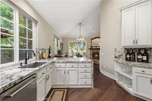 26801 Van Gogh Ln, Valencia, CA 91355 - Photo 7