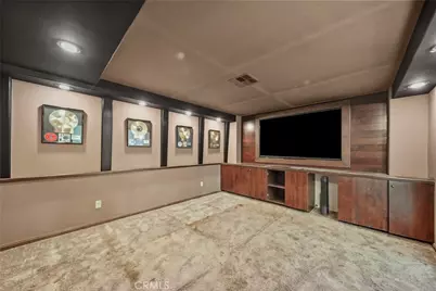 23129 Burbank Boulevard, Woodland Hills, CA 91367 - Photo 59