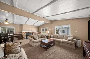 27730 Starlight Ln, Castaic, CA 91384 - Photo 3