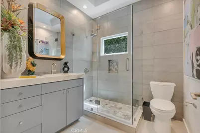 8719 Rosewood, West Hollywood, CA 90048 - Photo 43