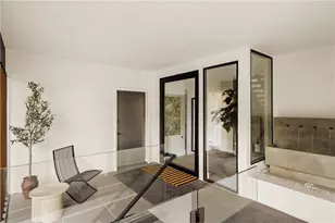 3619 Lowry Rd, Los Angeles, CA 90027 - Photo 3