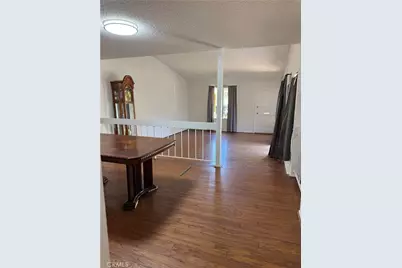 10425 Larwin Avenue, Chatsworth, CA 91311 - Photo 5