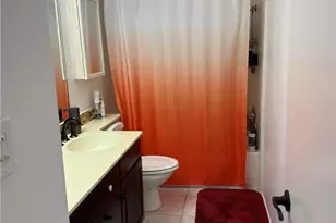 10425 Larwin Ave, Chatsworth, CA 91311 - Photo 15