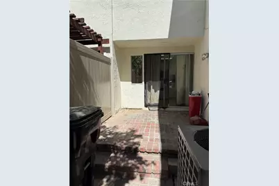 10425 Larwin Avenue, Chatsworth, CA 91311 - Photo 13