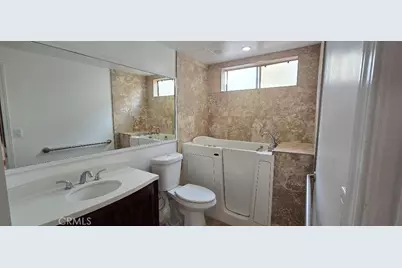 19957 Lorne, Winnetka, CA 91306 - Photo 9